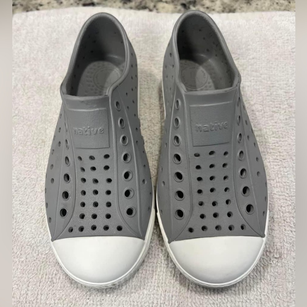 Gray Natives